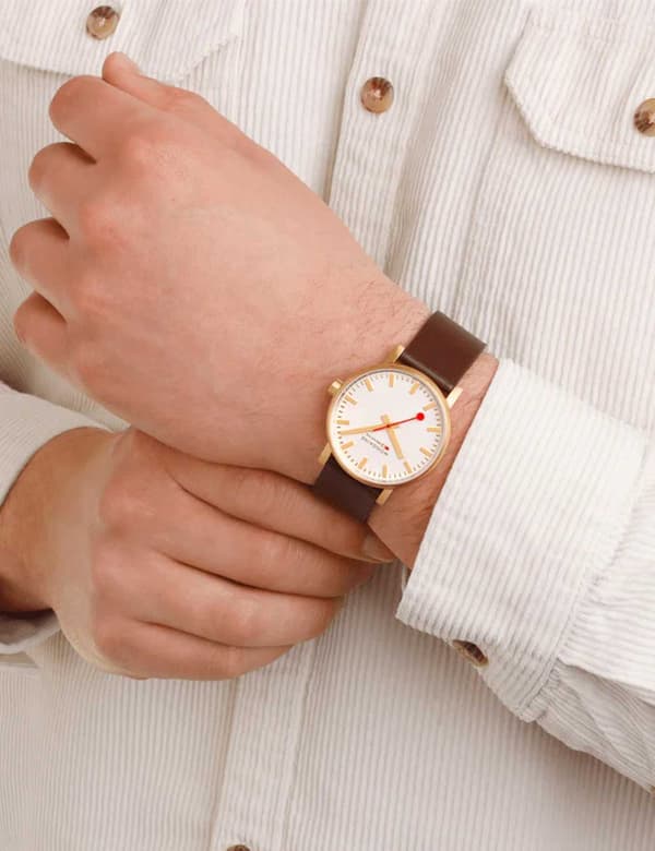 Mens Watch Mondaine MSE.40112.LGV, Quartz, 40mm, 3ATM