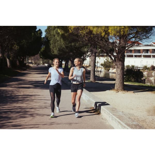 Polar Pacer -GPS-løbeur, Nat Sort