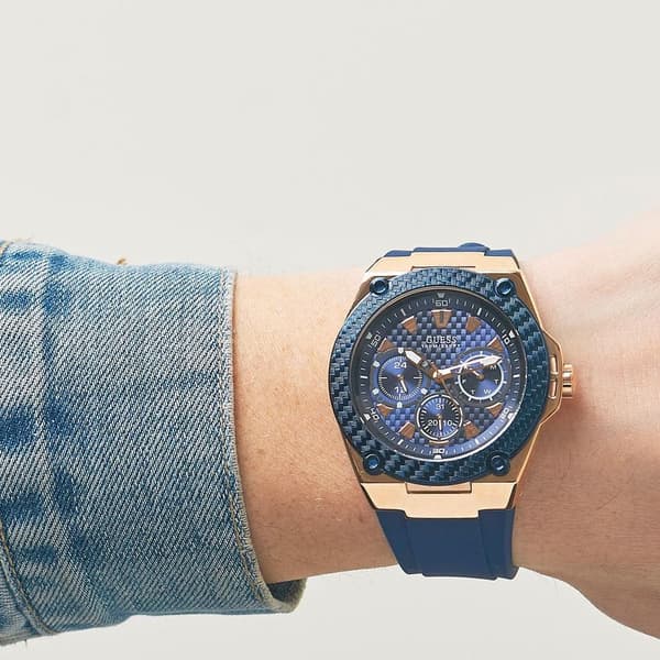 Guess W1049G2 Legacy Blue Dial Blå Silikone Herreur