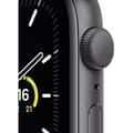 Miniatyrbild 2 av 4: Apple Watch SE GPS - 44mm Space Grey aluminiumfodral - Svart band (2020) - Renoverad - Bra skick- REFURBISHED