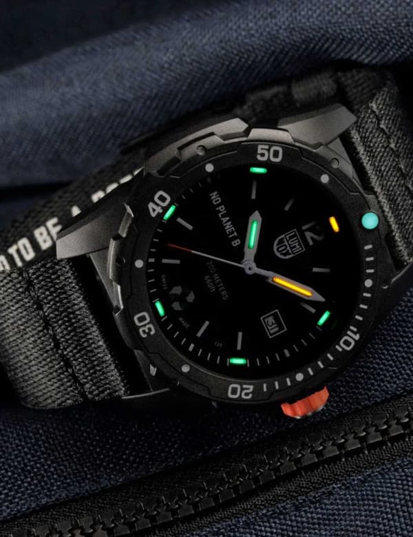 Mens Watch Luminox XB.3722.ECO, Quartz, 42mm, 20ATM