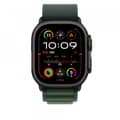 Miniatyrbild 3 av 3: Apple Watch 49 mm mörkgrön Alpine-armband, medelstor, svart titan