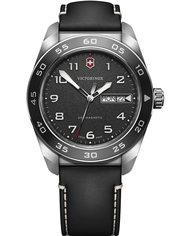 Mens Watch Victorinox 242041, Quartz, 42mm, 10ATM