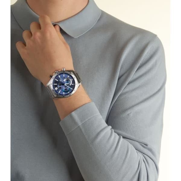 Klocka - CASIO - EDIFICE - Kvarts - Mineralglas - Vattentät 10 ATM - Grå