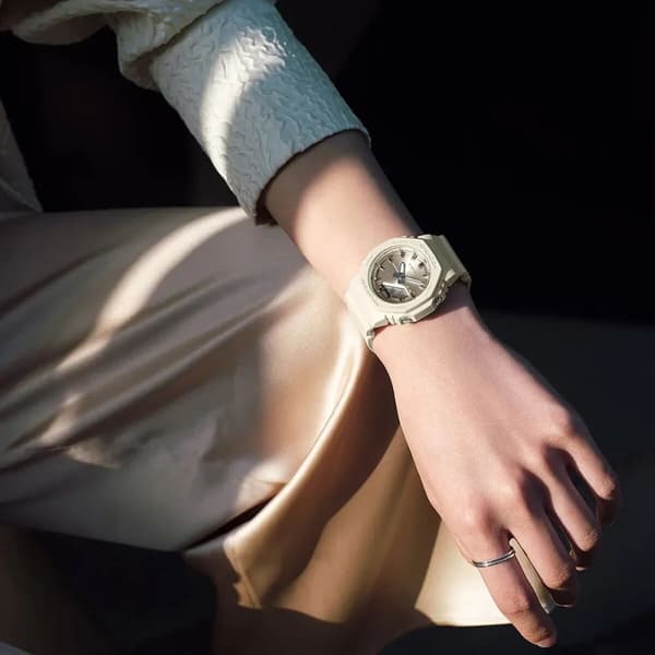 Damklocka Casio G-Shock GMA-P2100ST-7AER (Ø 40 mm)