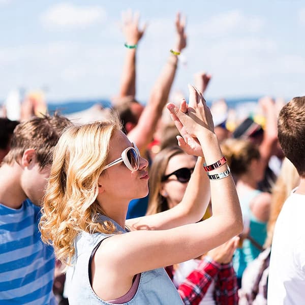 ARMBAND för FESTIVAL PARTY CLUB vip GOLDEN HAND PARTY 100 stycken