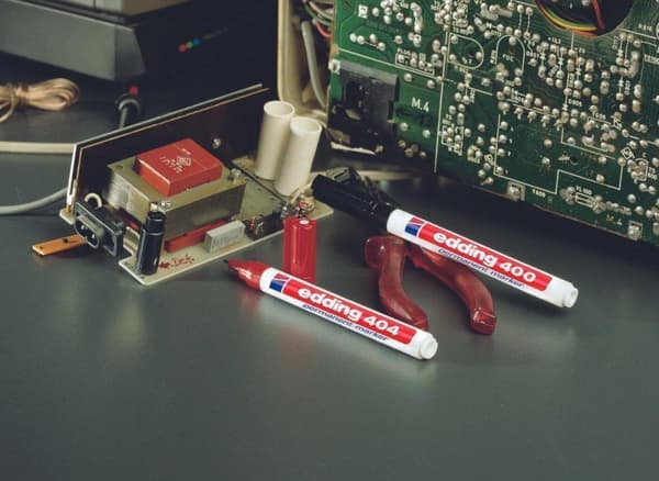 edding 404 Permanent Marker - 10 vandtætte markører - 0,75 mm rund spids - Assorterede farver