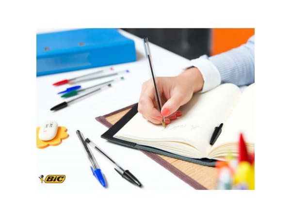Kulepenn Bic Cristal M Rød (50 stk) (1 stk.)