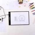 Miniatyrbild 9 av 11: A4 LED-BELYSET TAVLA FÖR SKISSNING, BÄRBAR RITNING