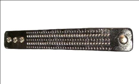 Läderarmband med nitar Mörkbrun