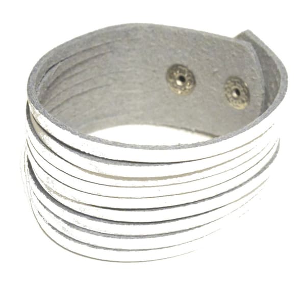 Läderarmband med snitt