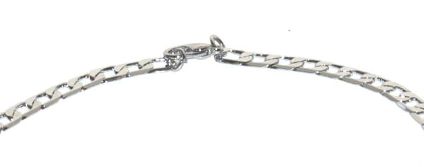 Halsband silverfärgad kedja
