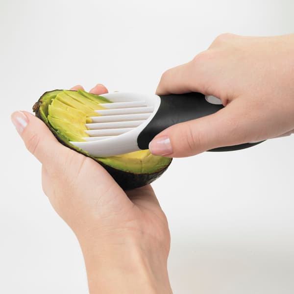Avokado Multiverktyg 3-i-1 (Dela, Kärna, Skär) - OXO Good Grips