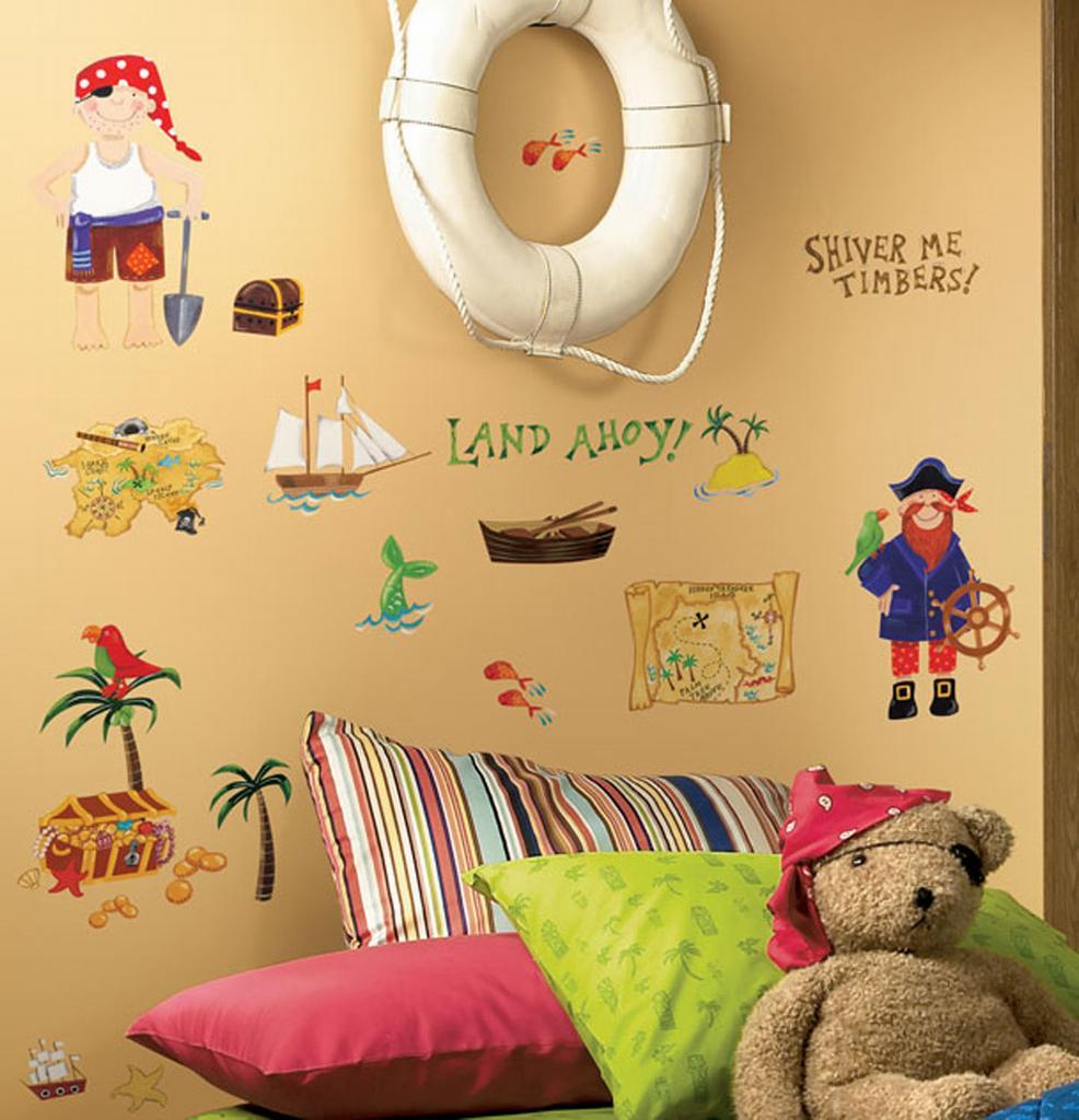 Vægdekoration - Treasure Hunt - RoomMates - Wallstickers