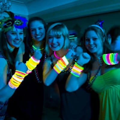Självlysande Armband - 50-Pack