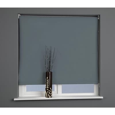 Universal Plain Black Out Roller Blind