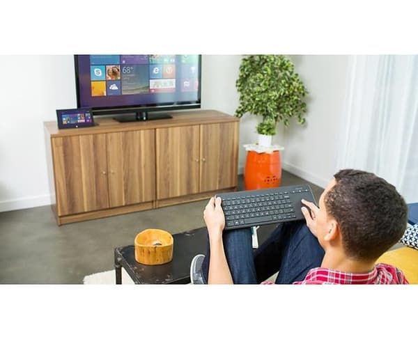 Microsoft All-in-One Media Näppäimistö (Pohjoismainen)