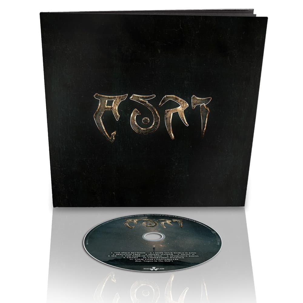 Auri (Earbook Edition)
