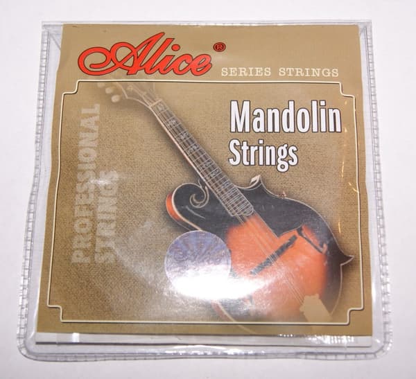 Mandolinsträngar, helt set