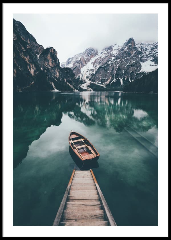 Boat In Lake No5 Juliste