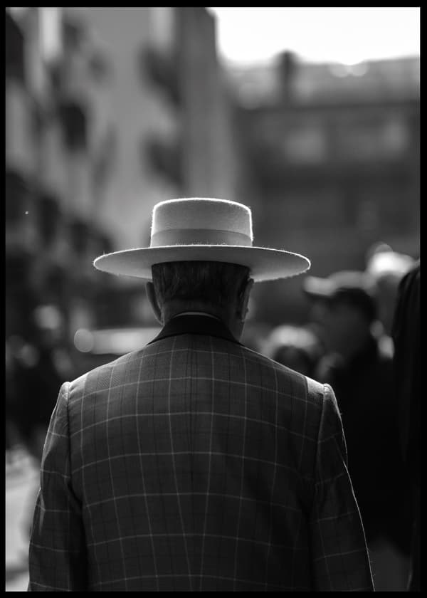 MEN WITH HAT POSTER 50x70cm