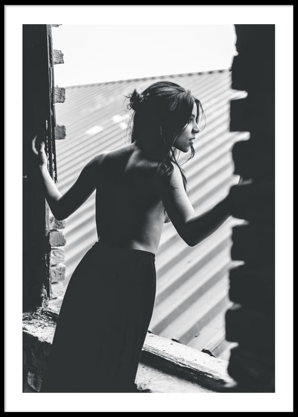 GIRL IN WINDOW II POSTER 30x40cm