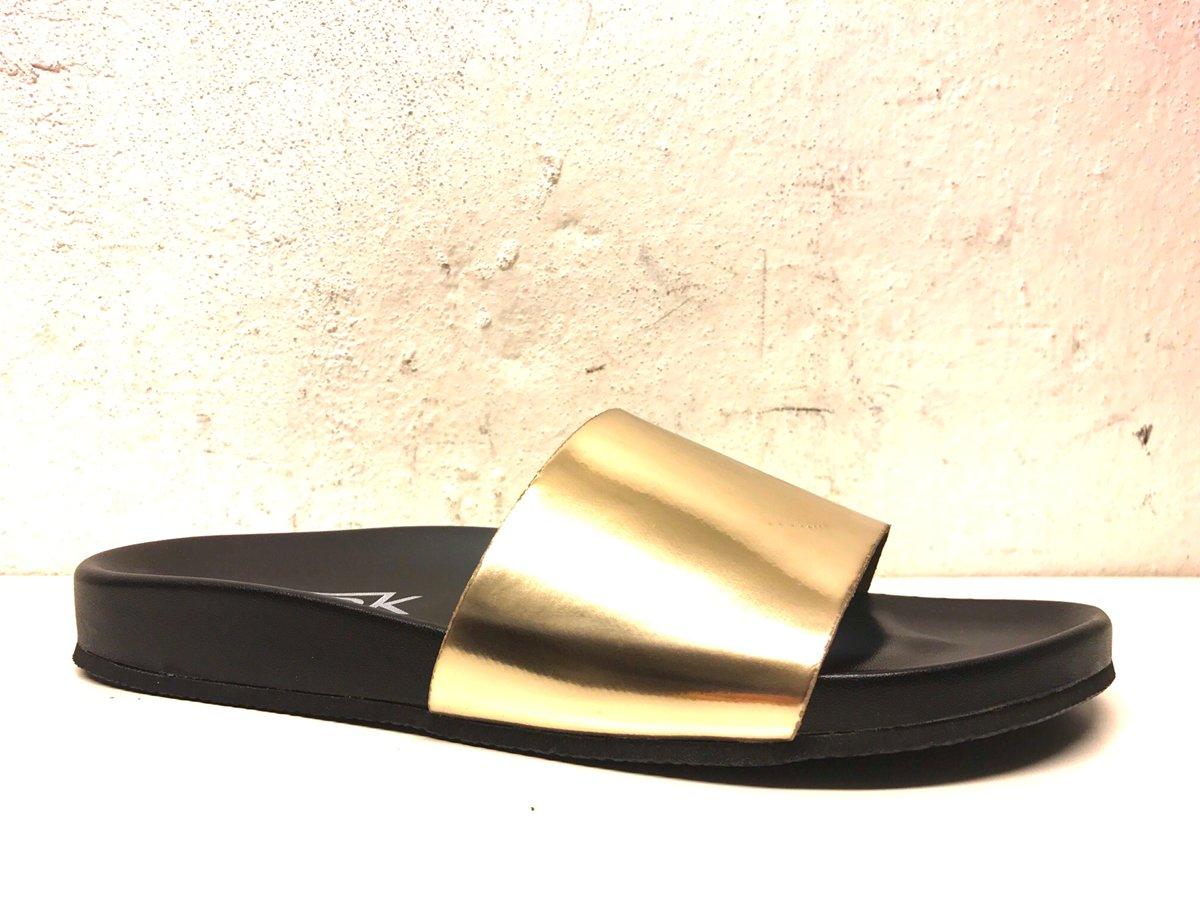Sandal Bdk Gold