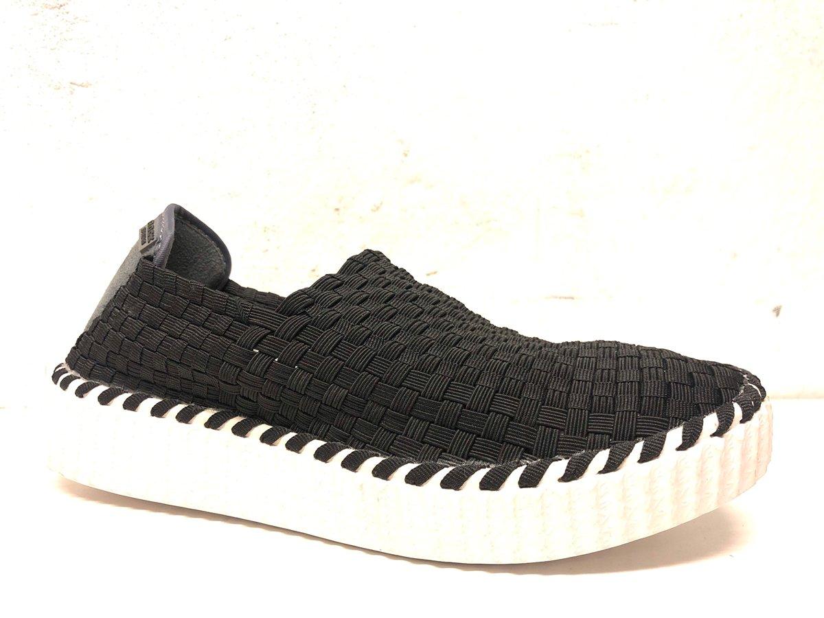 Rock spring black