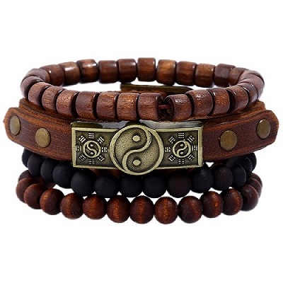 Läderarmband med yin- och yang symbol