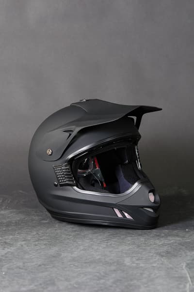 H610 Cross Shark Black Matt